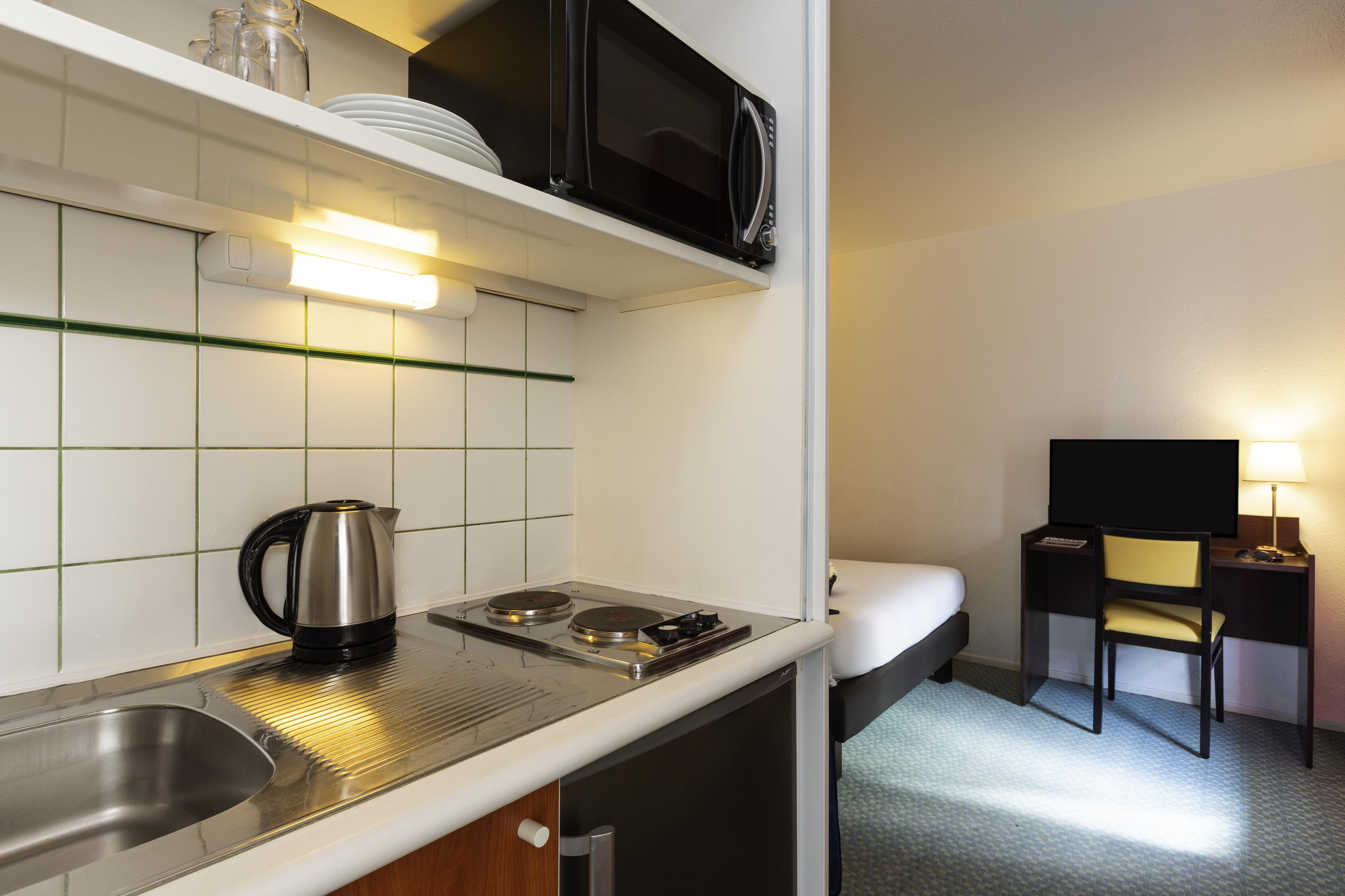 Aparthotel Adagio Access La Defense - Leonard De Vinci Courbevoie Eksteriør billede