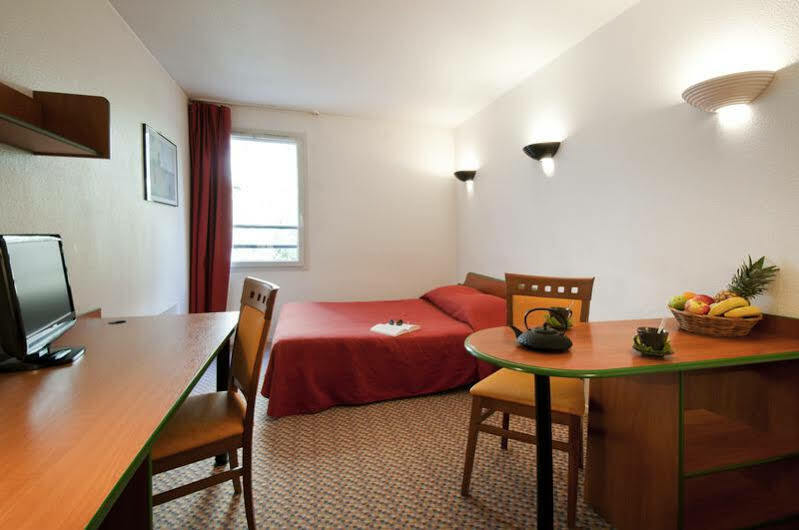 Aparthotel Adagio Access La Defense - Leonard De Vinci Courbevoie Eksteriør billede